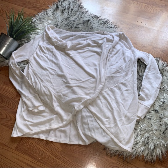 Lululemon Wrap Sweater - Picture 12 of 15